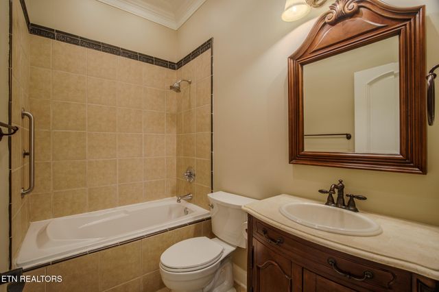 431 Thomas Loop Rd, Sevierville, TN 37876