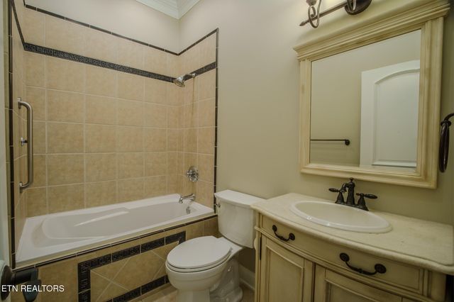 431 Thomas Loop Rd, Sevierville, TN 37876