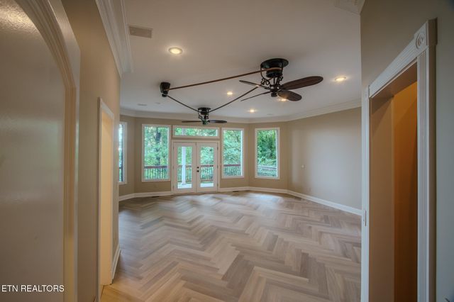 431 Thomas Loop Rd, Sevierville, TN 37876