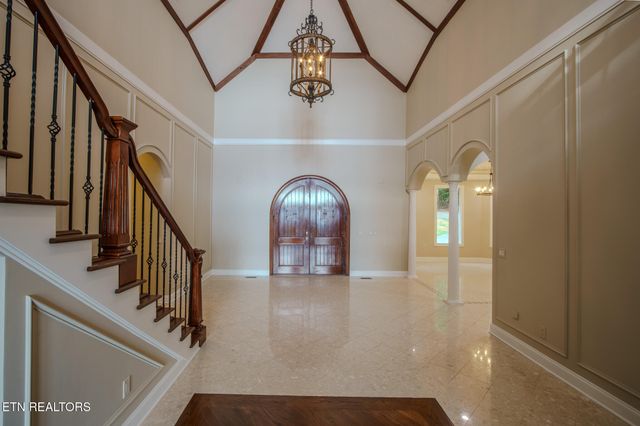 431 Thomas Loop Rd, Sevierville, TN 37876