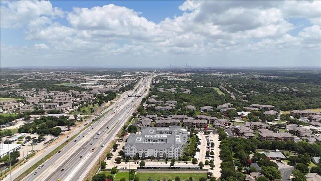 10819 Crown Colony DR 40, Austin, TX 78747