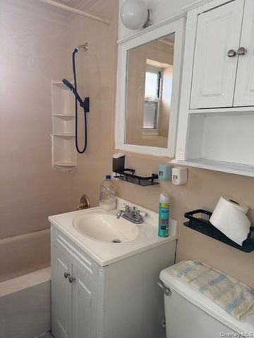 138-36 68th Drive 1B, Kew Garden Hills, NY 11367