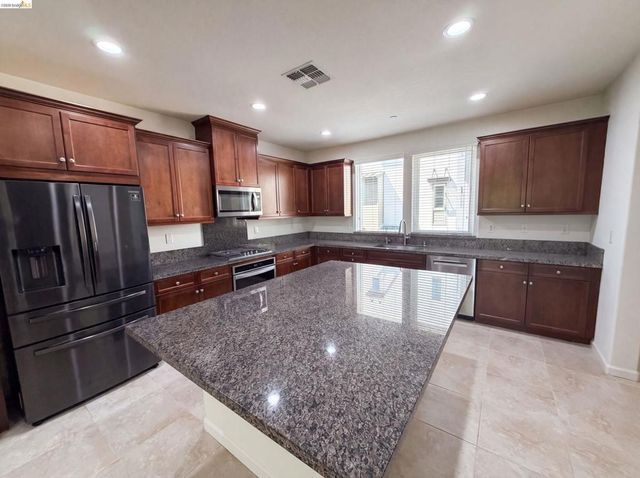 5731 El Dorado Ln, Dublin, CA 94568