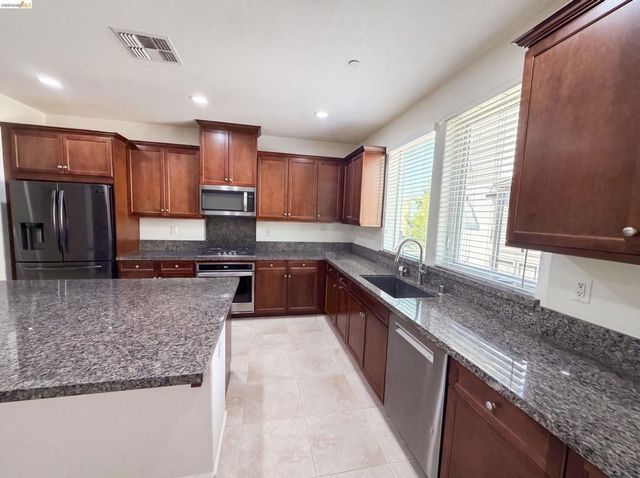 5731 El Dorado Ln, Dublin, CA 94568