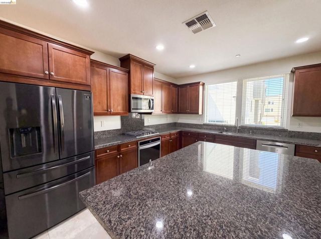 5731 El Dorado Ln, Dublin, CA 94568