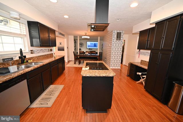 5800 BOST, Clinton, MD 20735