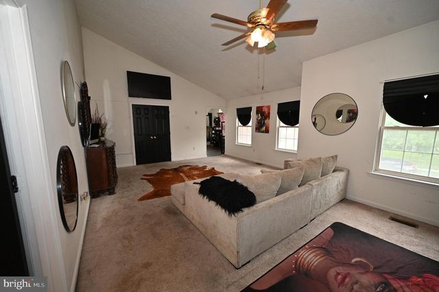 5800 BOST, Clinton, MD 20735