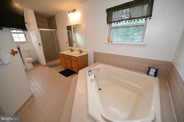 5800 BOST, Clinton, MD 20735