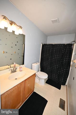 5800 BOST, Clinton, MD 20735