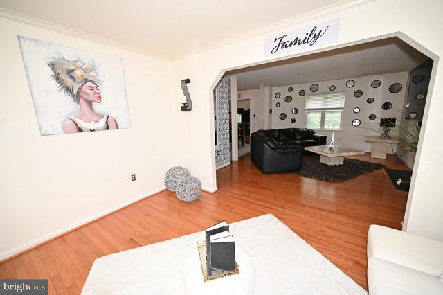 5800 BOST, Clinton, MD 20735
