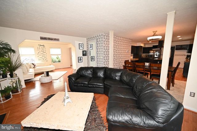 5800 BOST, Clinton, MD 20735