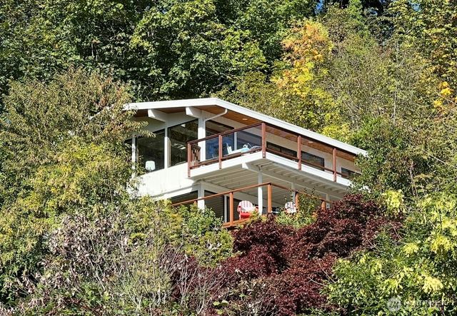 13740 42nd Avenue NE, Seattle, WA 98125