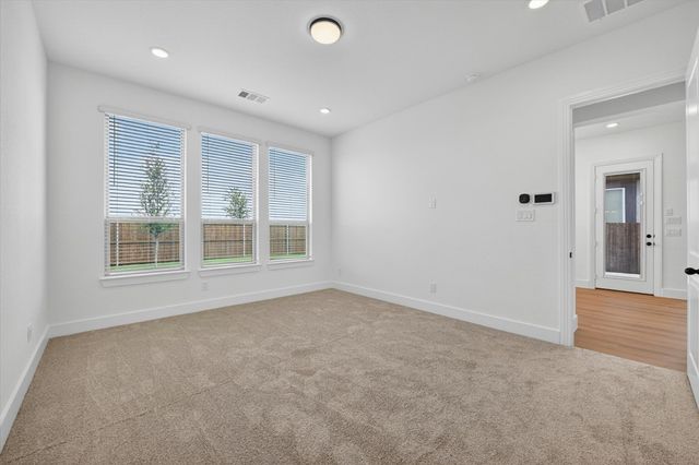 1053 Alberta Spruce Road, Fort Worth, TX 76247