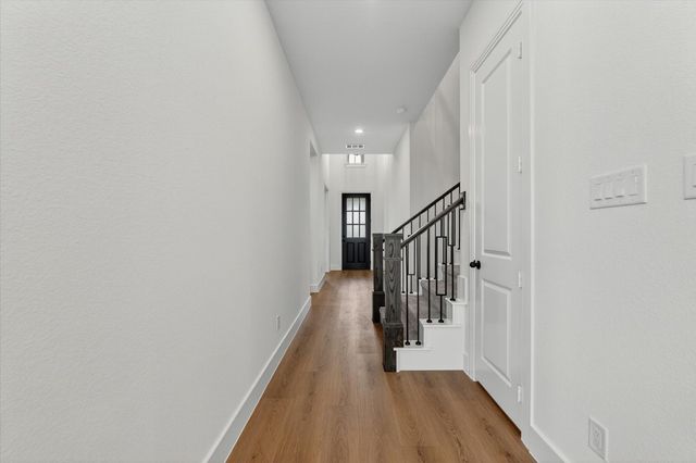 1053 Alberta Spruce Road, Fort Worth, TX 76247
