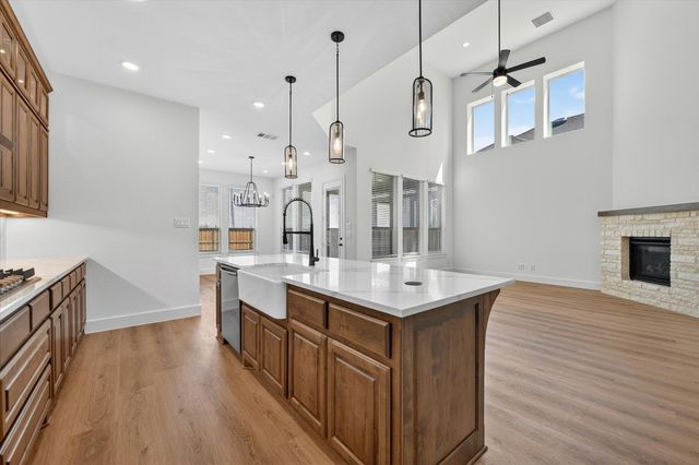 1053 Alberta Spruce Road, Fort Worth, TX 76247