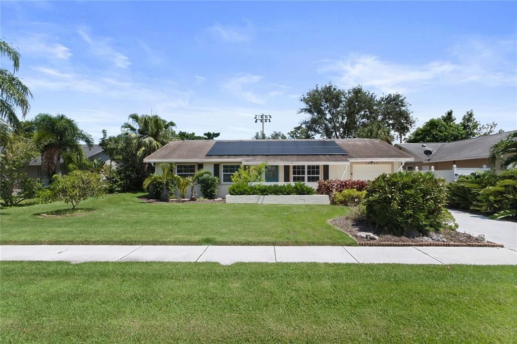 10063 82ND STREET, Seminole, FL 33777