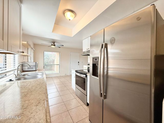 10402 N 10TH Street 3, Phoenix, AZ 85020