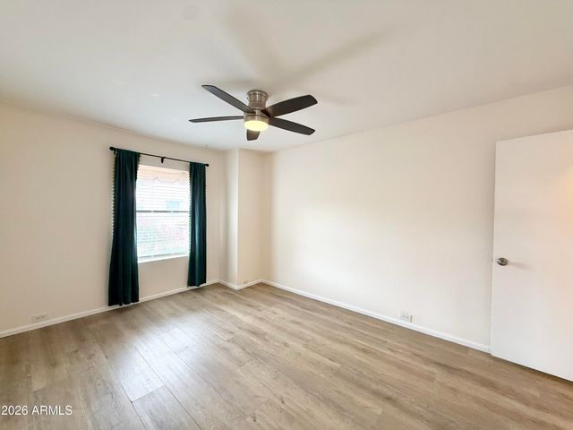 10402 N 10TH Street 3, Phoenix, AZ 85020