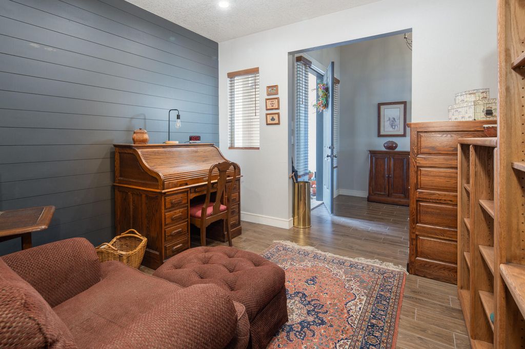 Image 13 of property listing at 1978 CASTLE PEAK Loop NE, Rio Rancho, NM 87144