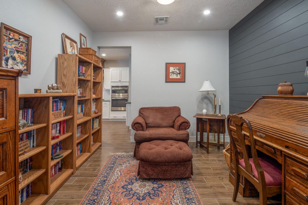 Image 14 of property listing at 1978 CASTLE PEAK Loop NE, Rio Rancho, NM 87144