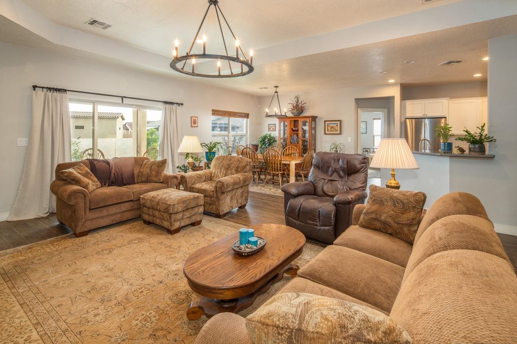 Image 17 of property listing at 1978 CASTLE PEAK Loop NE, Rio Rancho, NM 87144