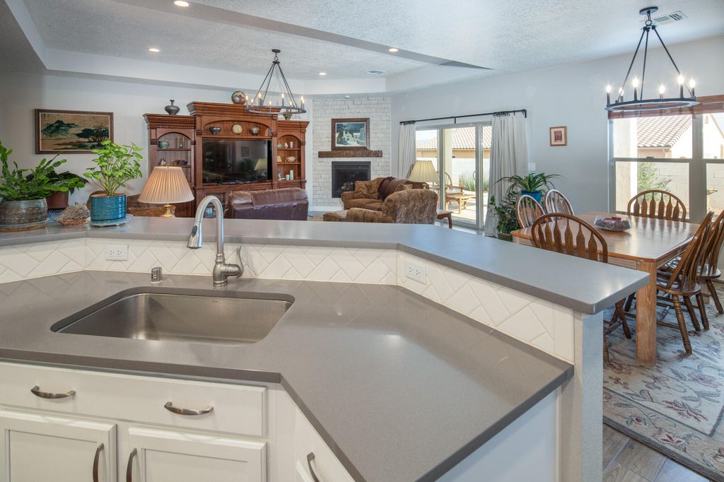 Image 25 of property listing at 1978 CASTLE PEAK Loop NE, Rio Rancho, NM 87144