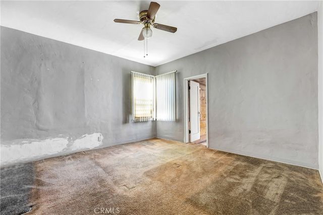 1045 Hyde Park Blvd, Inglewood, CA 90302