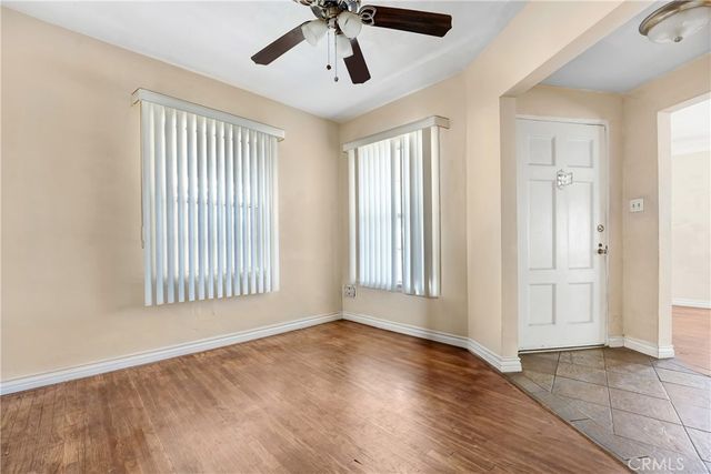 1045 Hyde Park Blvd, Inglewood, CA 90302