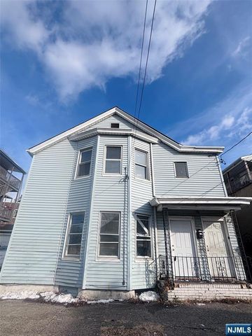 9 Sparrow Street, Paterson, NJ 07524