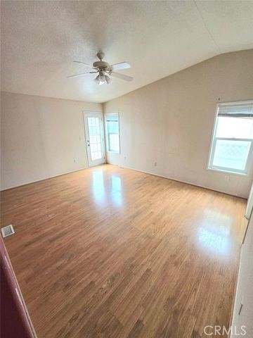 20701 beach blvd 168, Huntington Beach, IL 62648