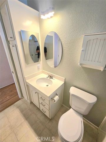 20701 beach blvd 168, Huntington Beach, IL 62648