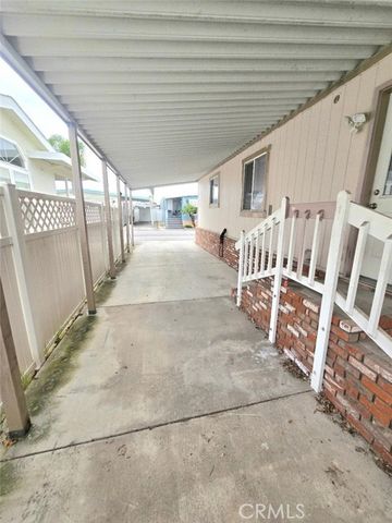 20701 beach blvd 168, Huntington Beach, IL 62648