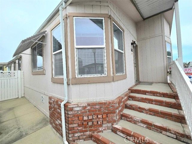 20701 beach blvd 168, Huntington Beach, IL 62648