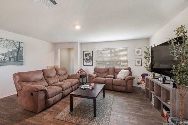 13547 Hummel Loop, San Antonio, TX 78252