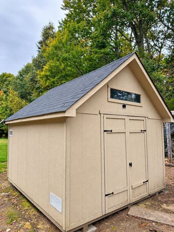 12 Pine St, Rehoboth, MA 02769