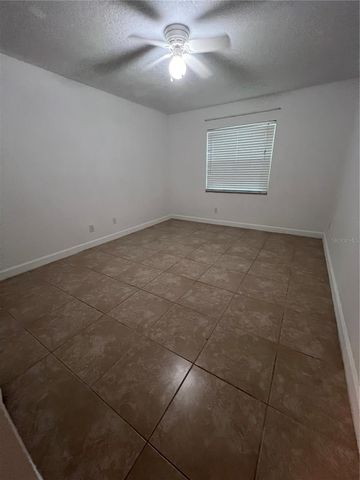 226 THORN TREE PLACE 226, Brandon, FL 33510