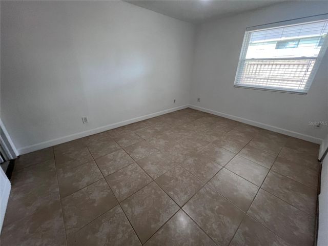 226 THORN TREE PLACE 226, Brandon, FL 33510