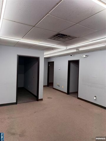1 Teaneck Road 1, Ridgefield Park, NJ 07660