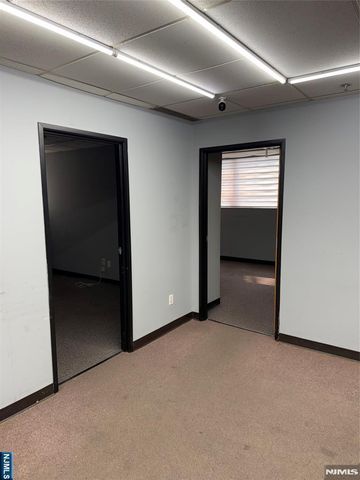 1 Teaneck Road 1, Ridgefield Park, NJ 07660
