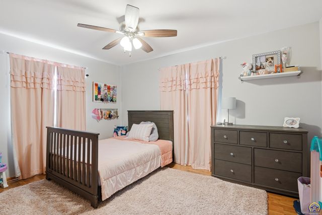 17 Main ST, Osage City, KS 66523