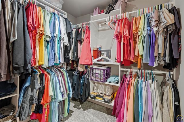 17 Main ST, Osage City, KS 66523