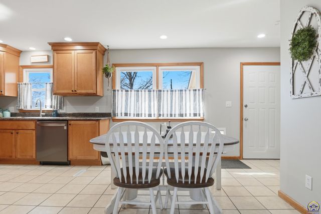 17 Main ST, Osage City, KS 66523