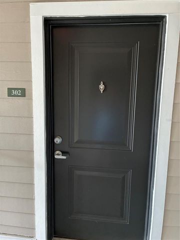 2280 WATERFALL COURT 4-302, Mount Dora, FL 32757