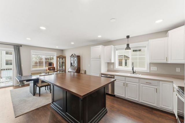 7598 Crimson Lane, Savage, MN 55378