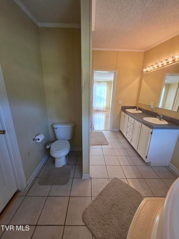 1208 Quarry Road, Castlewood, VA 24224