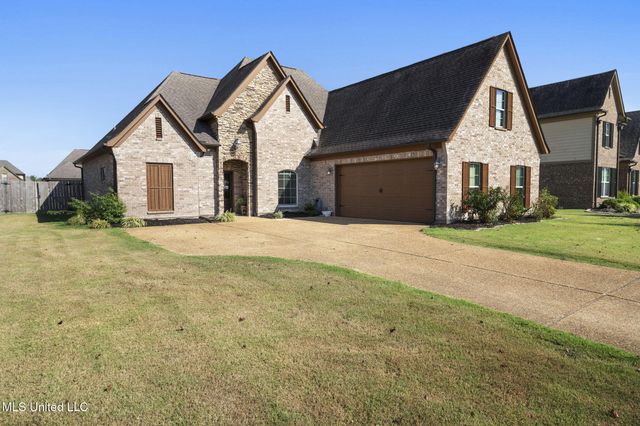 1098 S Broadwing Circle, Olive Branch, MS 38654