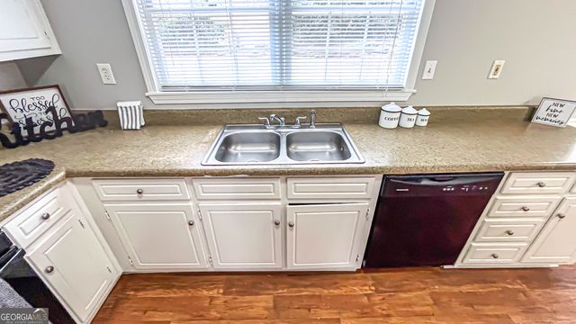 205 Silver Creek Lane, Stockbridge, GA 30281