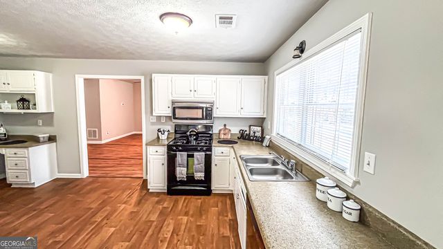 205 Silver Creek Lane, Stockbridge, GA 30281