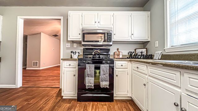 205 Silver Creek Lane, Stockbridge, GA 30281