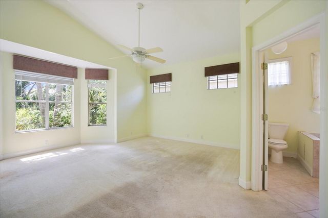7159 VICTORIA CIRCLE, University Park, FL 34201